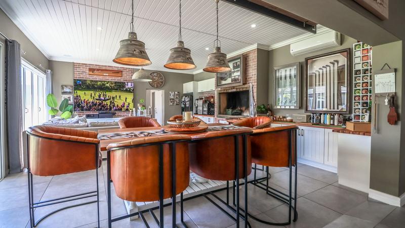 5 Bedroom Property for Sale in Num Num Cape Estate Western Cape